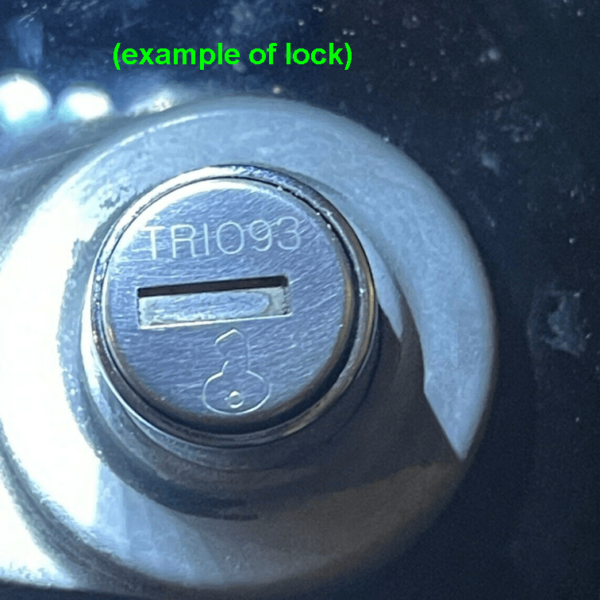Leer TR Series Camper Lock Example